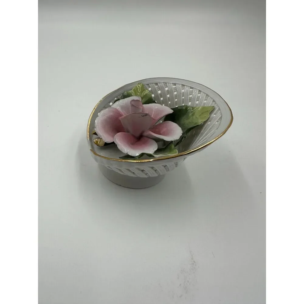 SUMI porcelain home